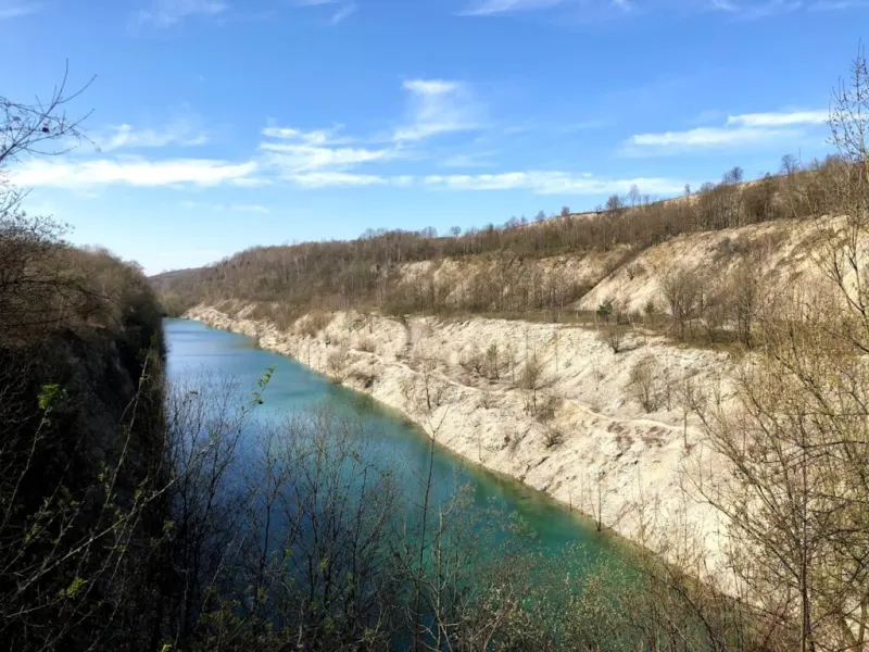 Teutoschleifchen Canyon Tour mit Hund: Smaragdgrünes Wasser und Aussichten rund um Lengerich